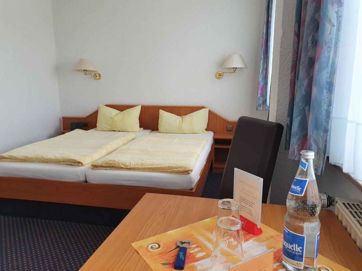 Hotel Pension Stoertebeker Biendorf Екстер'єр фото