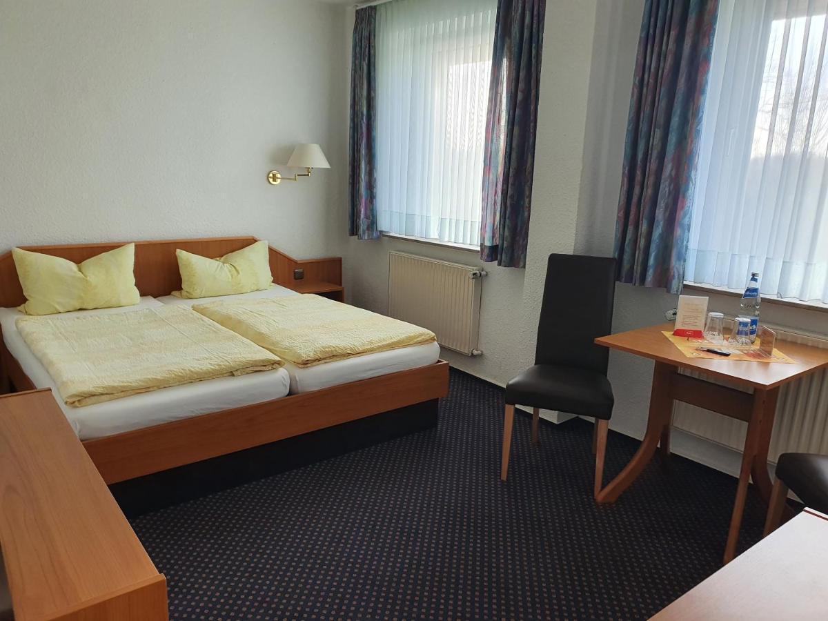 Hotel Pension Stoertebeker Biendorf Екстер'єр фото